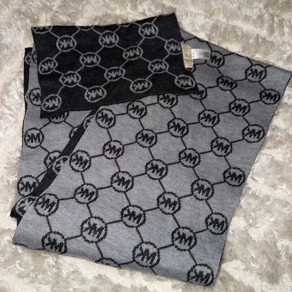Michael Kors Black and Gray scarf